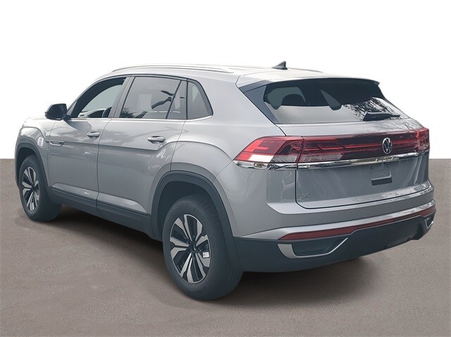 2026 Volkswagen Atlas Cross Sport SE photo 3