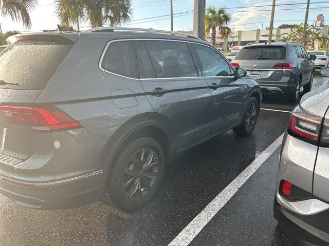 2023 Volkswagen Tiguan SE Sport photo 3