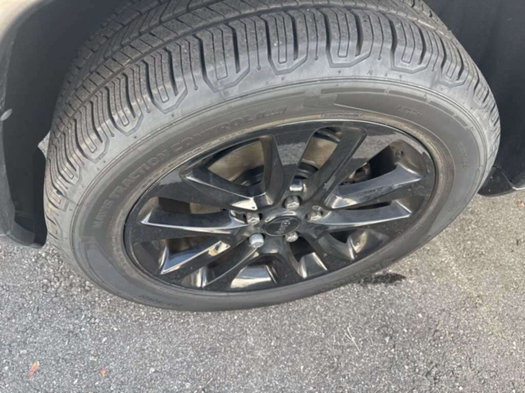 Used 2017 Jeep Grand Cherokee Altitude SUV