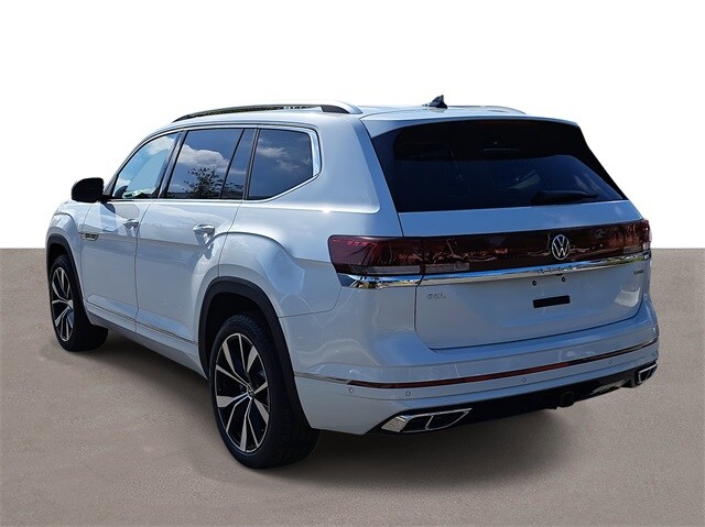 2025 Volkswagen Atlas SEL Premium R-Line photo 3