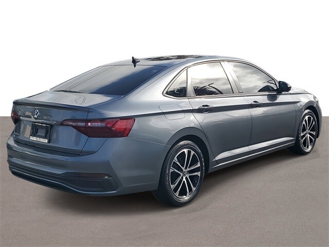 2023 Volkswagen Jetta 1.5T Sport photo 4