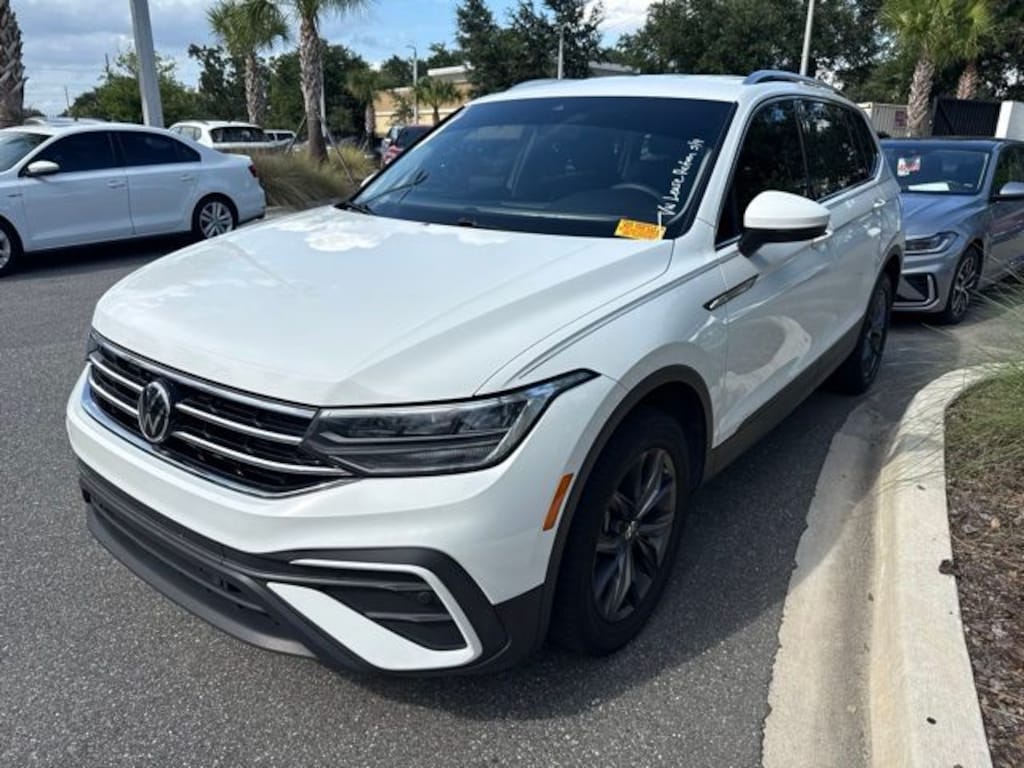 Certified 2024 Volkswagen Tiguan 2.0T SE SUV
