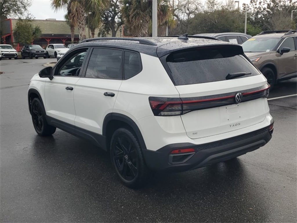 Certified 2025 Volkswagen Taos 1.5T SE Black SUV