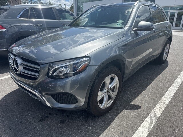 2018 Mercedes Benz GLC 300 photo 3
