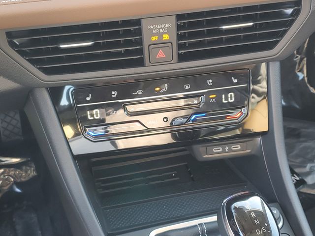 2026 Volkswagen Jetta SEL - Photo 25