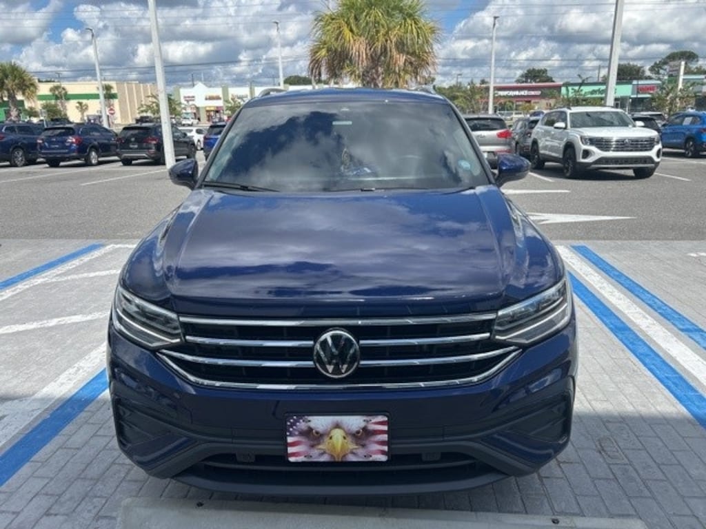 Used 2024 Volkswagen Tiguan 2.0T SE SUV