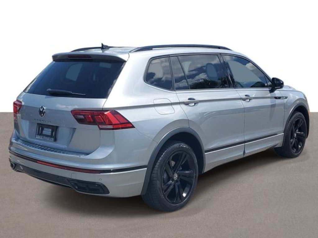 Certified 2023 Volkswagen Tiguan 2.0T SE R-Line Black SUV