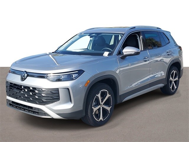 2025 Volkswagen Tiguan SE photo 2