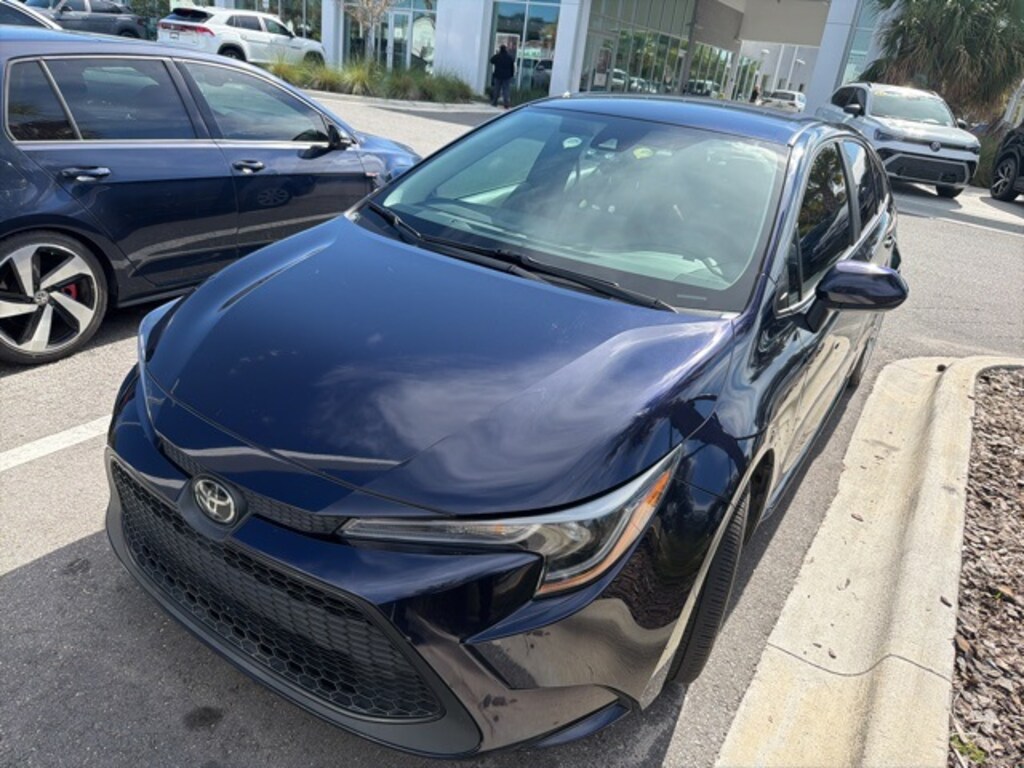 Used 2022 Toyota Corolla LE Sedan