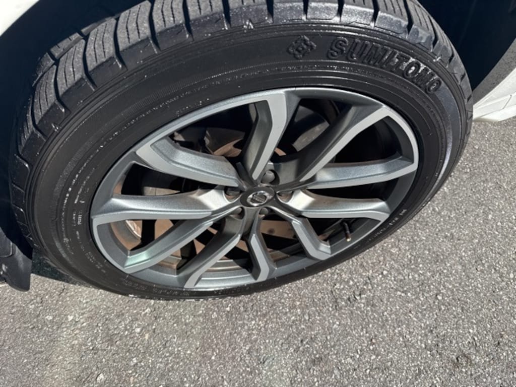 Used 2018 Volvo XC90 T5 Momentum SUV