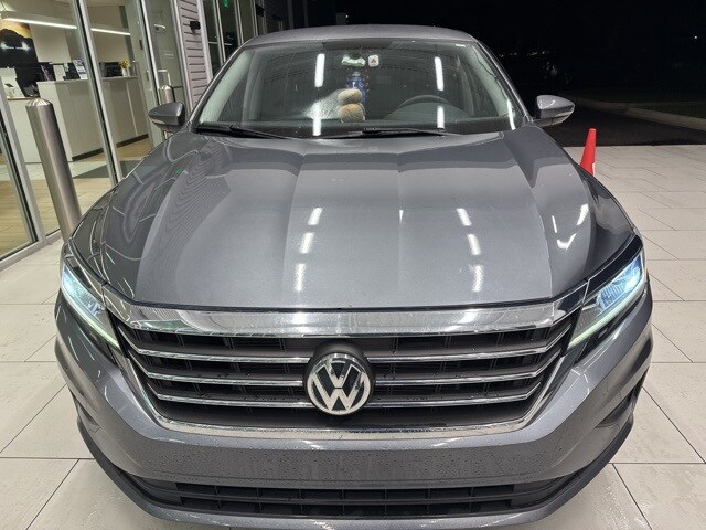 2020 Volkswagen Passat 2.0T S photo 2