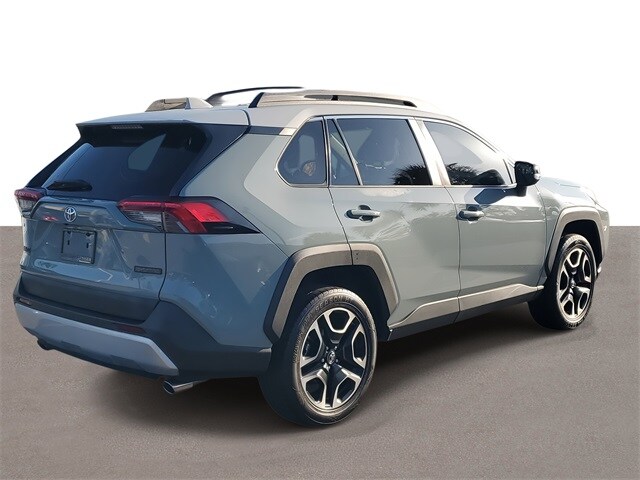 2019 Toyota RAV4 Adventure photo 4