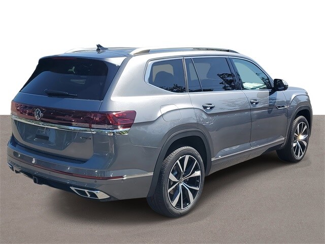 2025 Volkswagen Atlas SEL Premium R-Line photo 4
