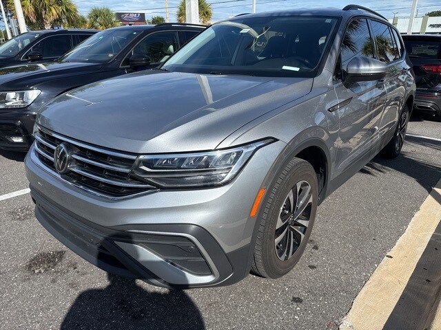 2022 Volkswagen Tiguan S photo 3