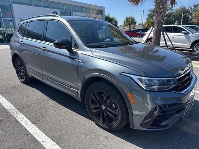 2022 Volkswagen Tiguan SUV  2022 Volkswagen Tiguan SUV