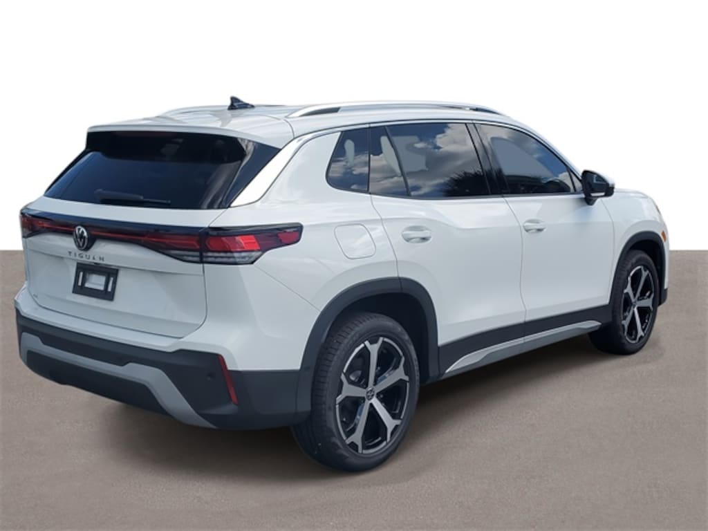 New 2025 Volkswagen Tiguan 2.0T SE SUV