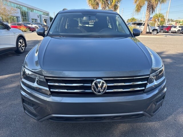 2020 Volkswagen Tiguan S photo 2