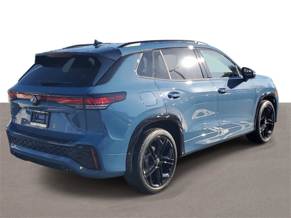 New 2026 Volkswagen Tiguan 2.0T SE R-Line Black SUV