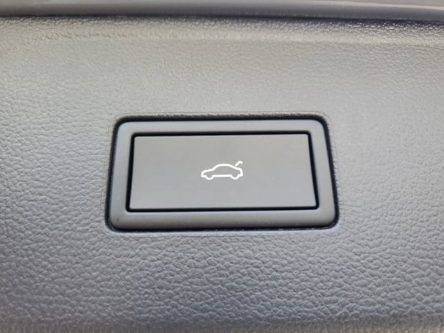 2026 Volkswagen Atlas SE w/Tech - Photo 8