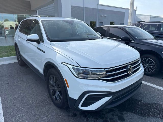 White 2024 Volkswagen Tiguan SUV / Crossover Front-Wheel Drive 8-Speed Automatic