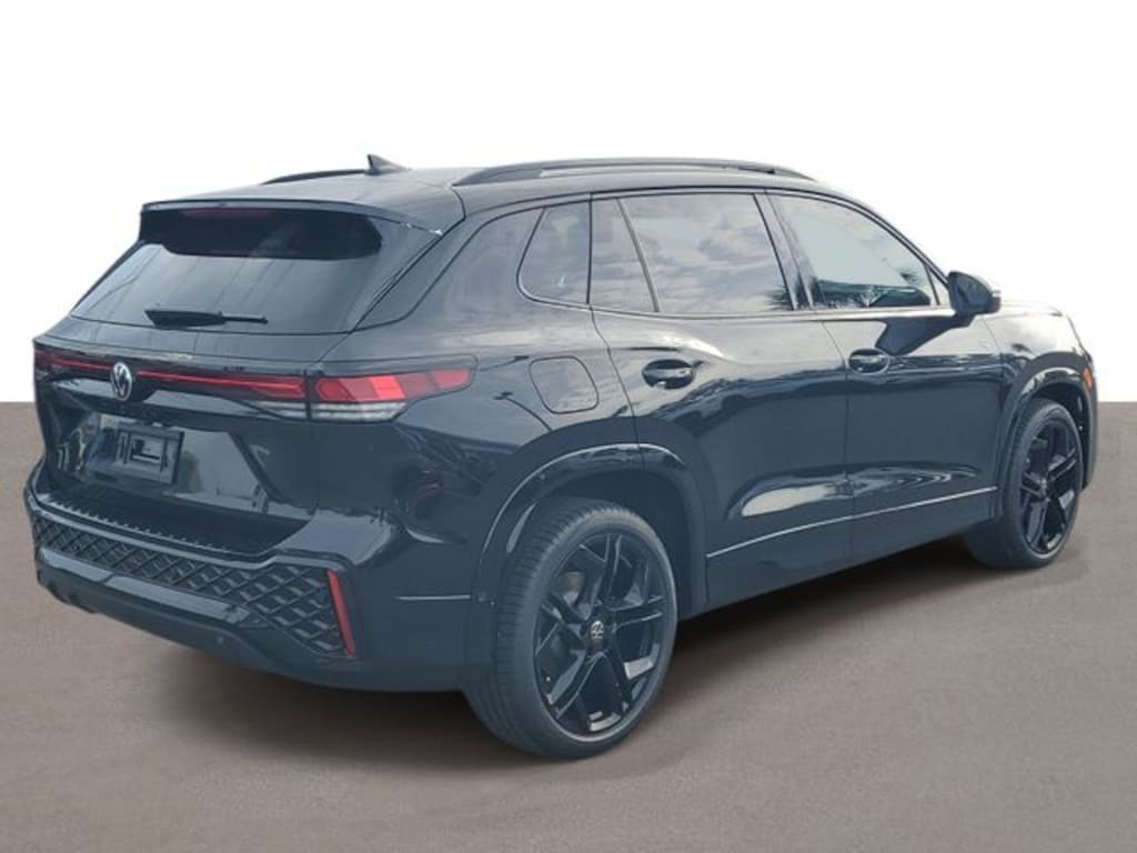 New 2026 Volkswagen Tiguan 2.0T SE R-Line Black SUV