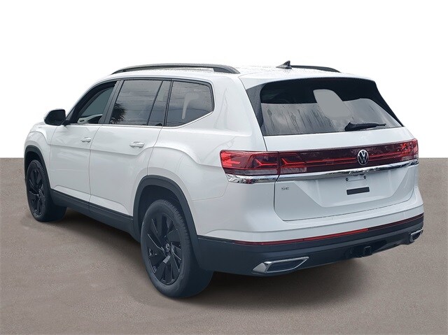 2026 Volkswagen Atlas SE Technology photo 2