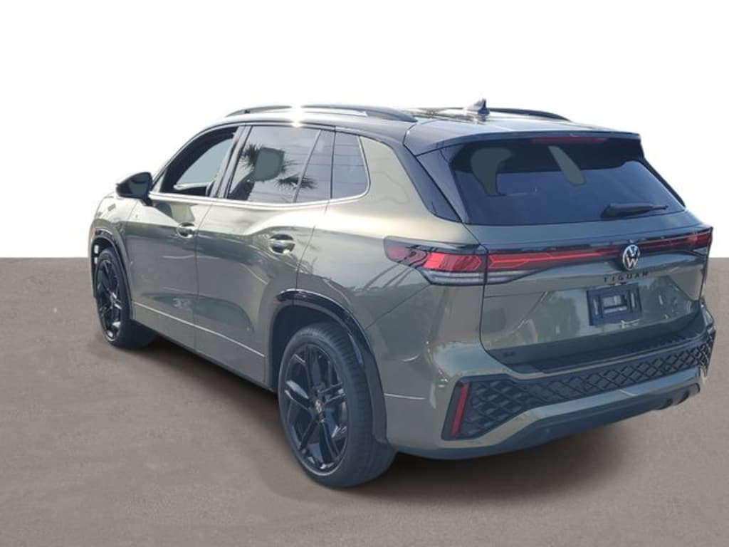 New 2026 Volkswagen Tiguan 2.0T SE R-Line Black SUV