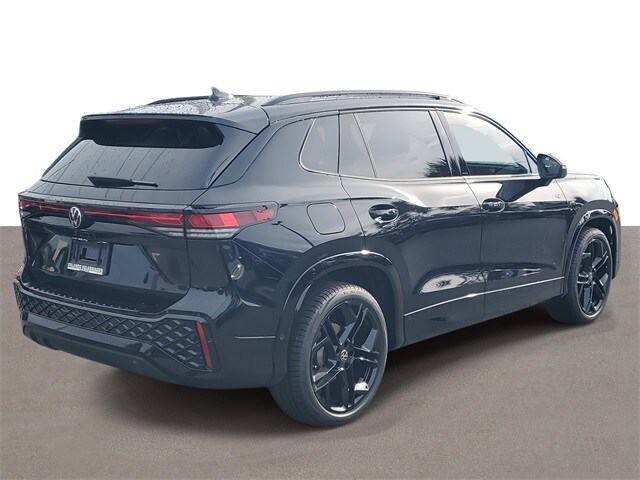 2025 Volkswagen Tiguan SE R-Line Black photo 4