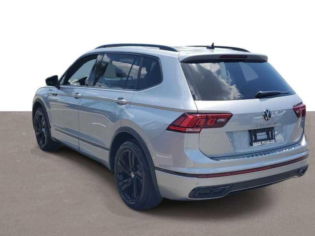 Certified 2023 Volkswagen Tiguan 2.0T SE R-Line Black SUV