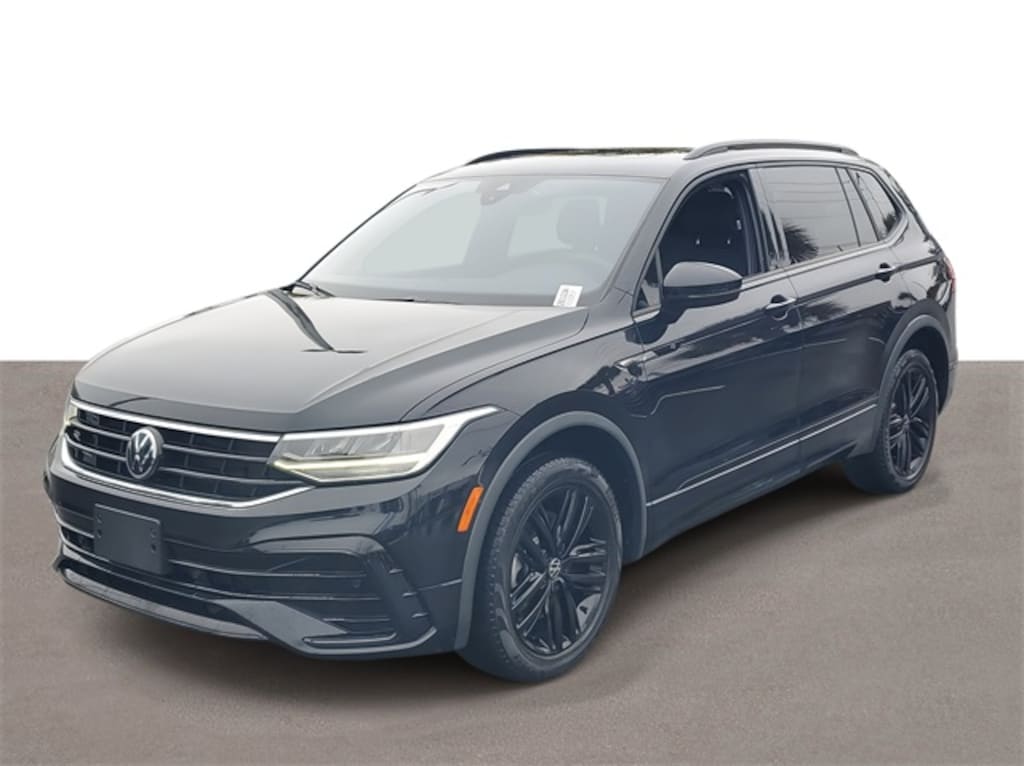 Certified 2022 Volkswagen Tiguan 2.0T SE R-Line Black SUV
