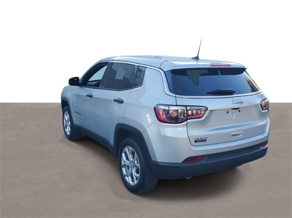 Used 2024 Jeep Compass Sport SUV