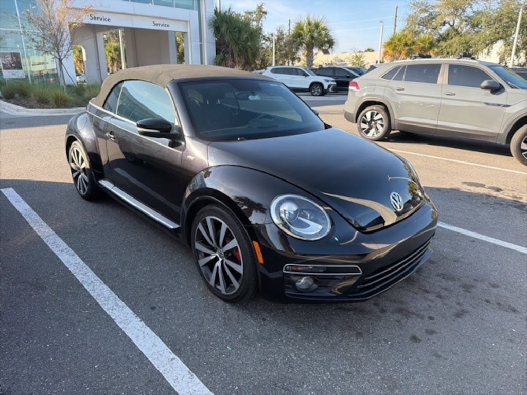 Used 2015 Volkswagen Beetle 2.0T R-Line Convertible