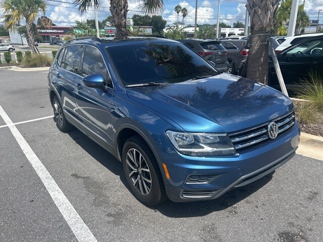 2020 Volkswagen Tiguan SE photo 3