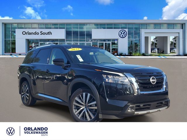 2022 Nissan Pathfinder Platinum 4WD's photo