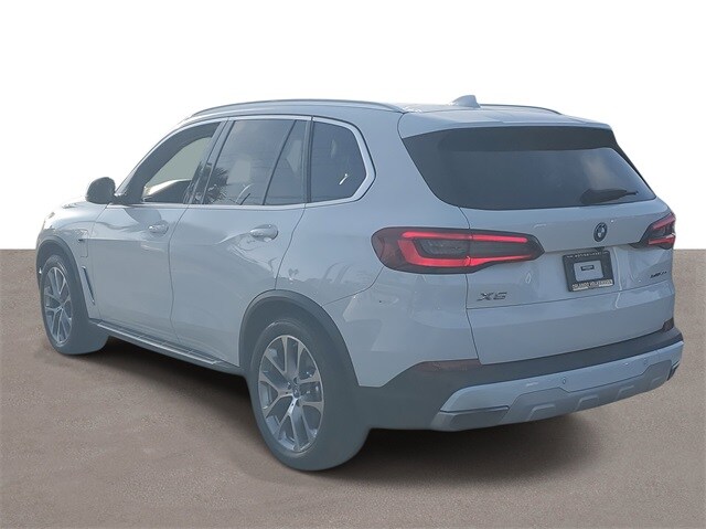 2023 Bmw X5 xDrive45e photo 3