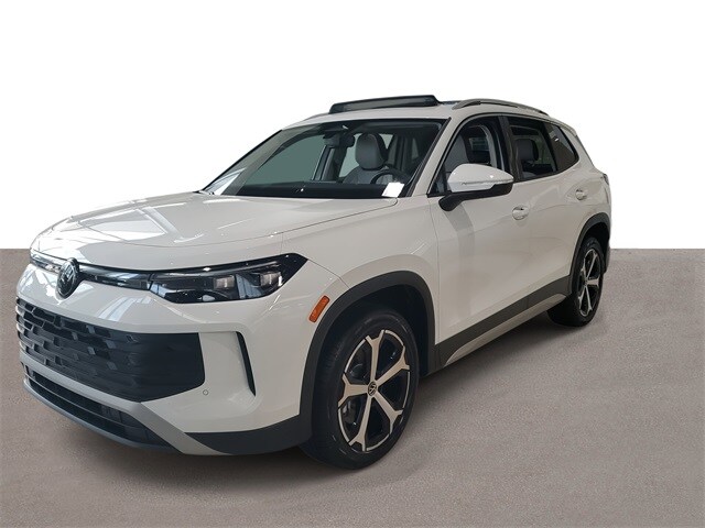2025 Volkswagen Tiguan SE photo 2
