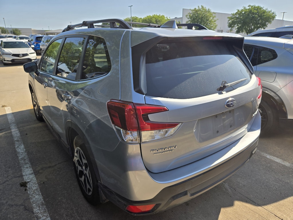 Used 2023 Subaru Forester Premium SUV