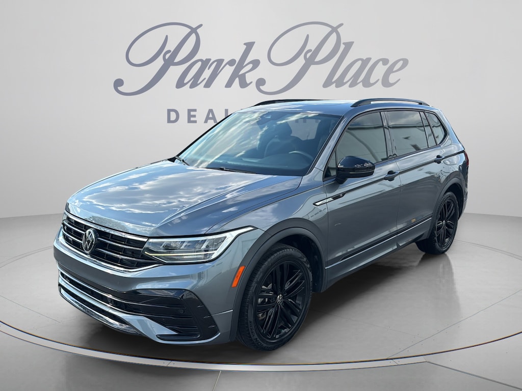 Used 2022 Volkswagen Tiguan 2.0T SE R-Line Black SUV