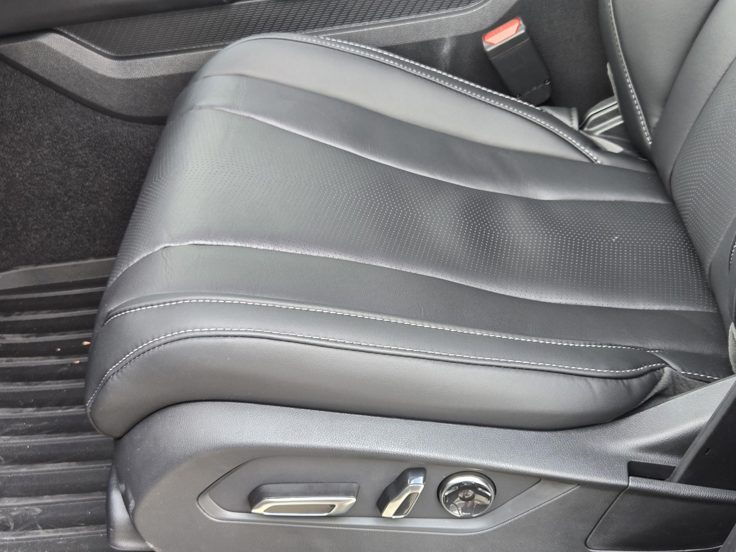 2026 Acura MDX Technology Package - Photo 15