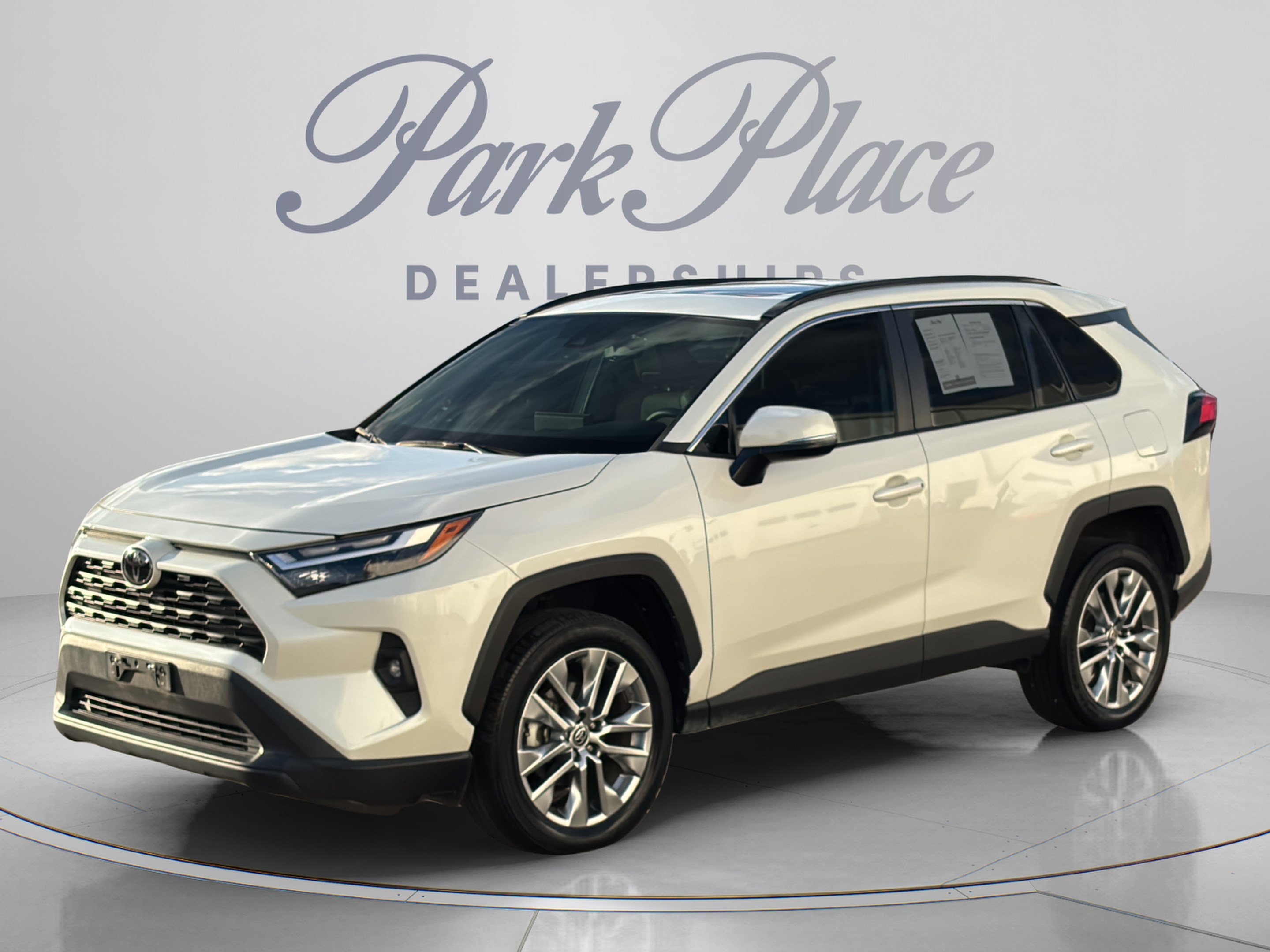 2022 Toyota RAV4 XLE Premium SUV
