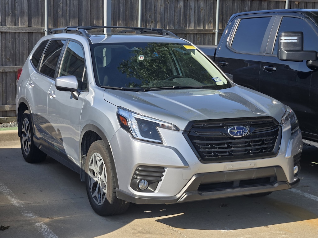 Used 2023 Subaru Forester Premium SUV