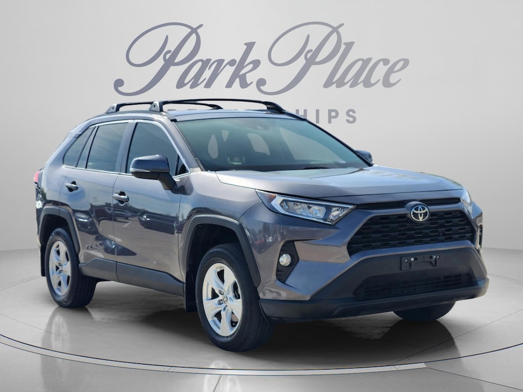 Used 2021 Toyota RAV4 XLE SUV