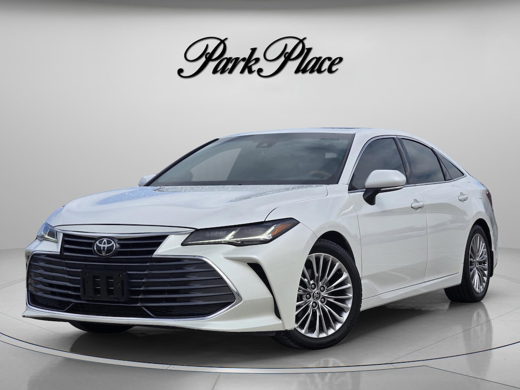 Used 2022 Toyota Avalon Limited Sedan