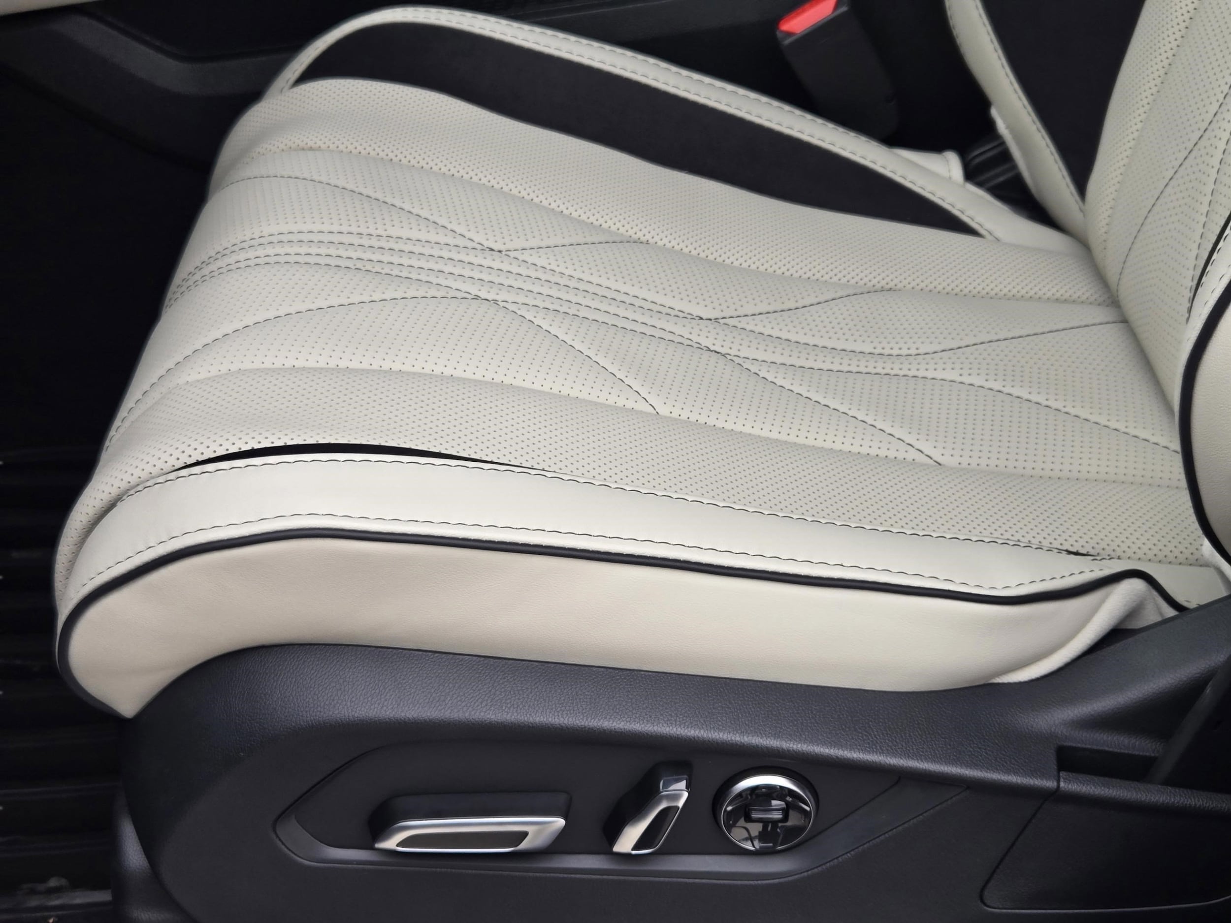 2026 Acura MDX Type S w/Advance Package - Photo 13