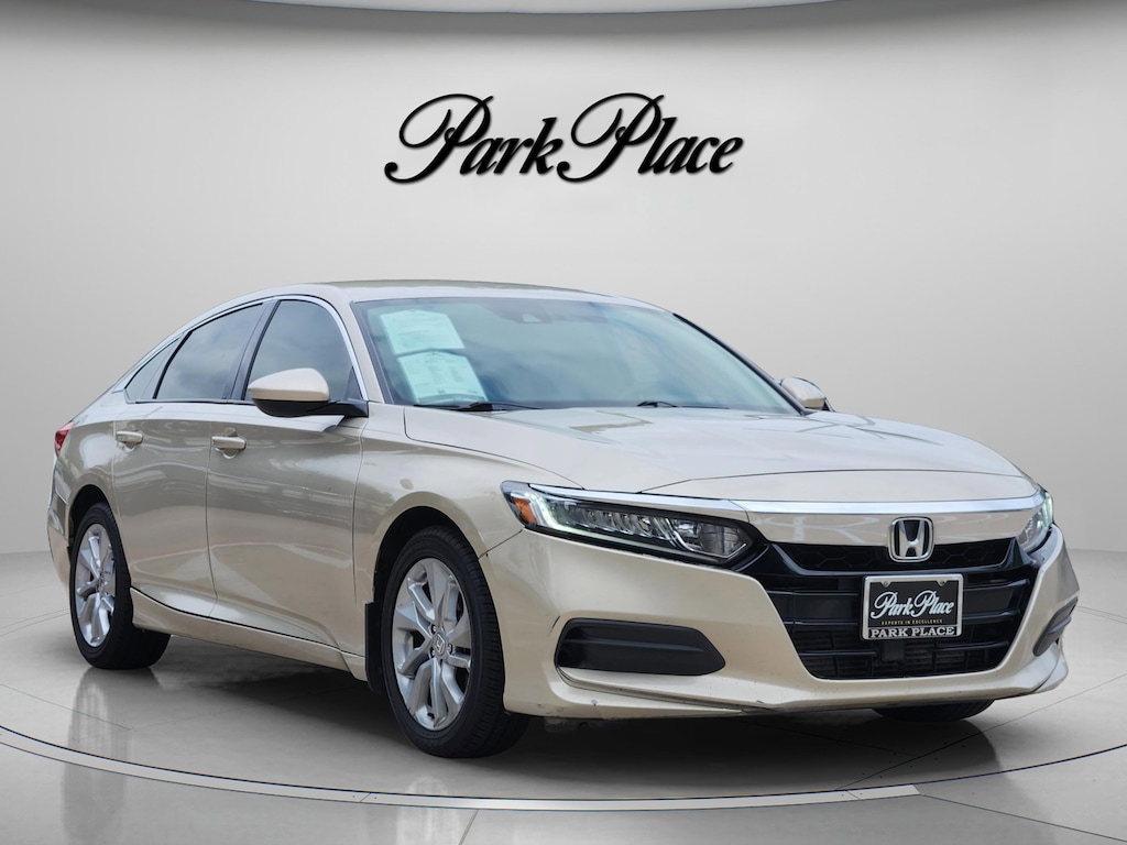 Used 2018 Honda Accord LX Sedan