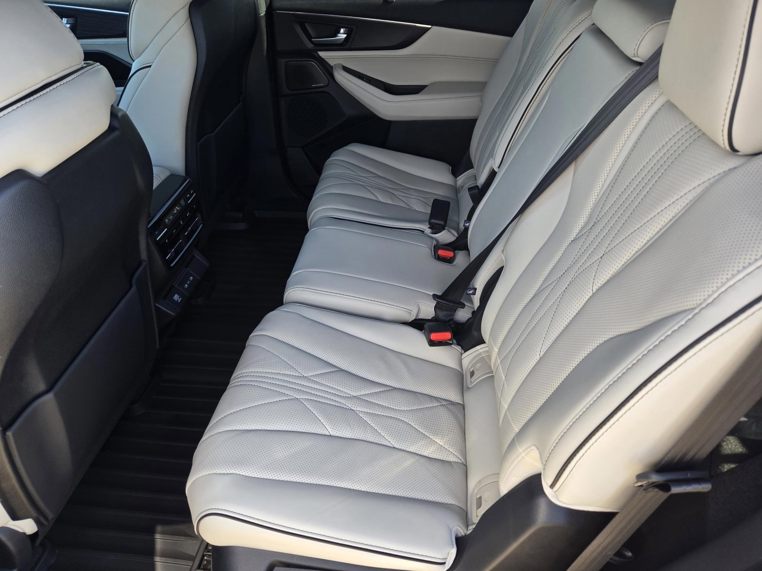 2026 Acura MDX Type S w/Advance Package - Photo 17
