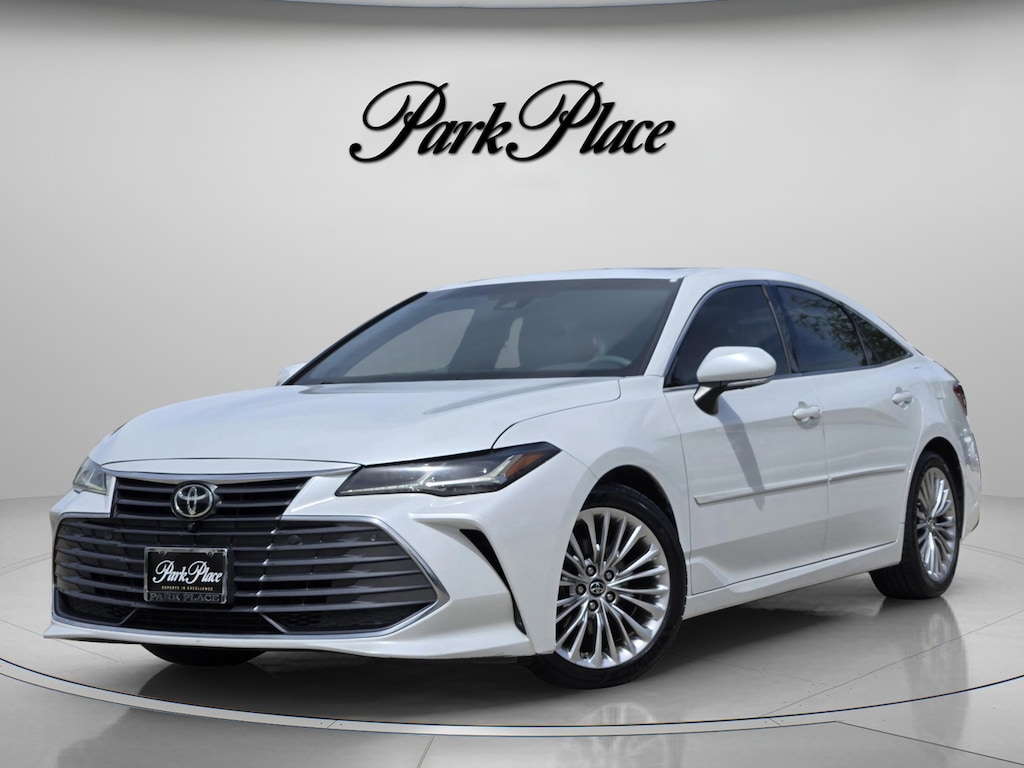 Used 2019 Toyota Avalon Limited Sedan