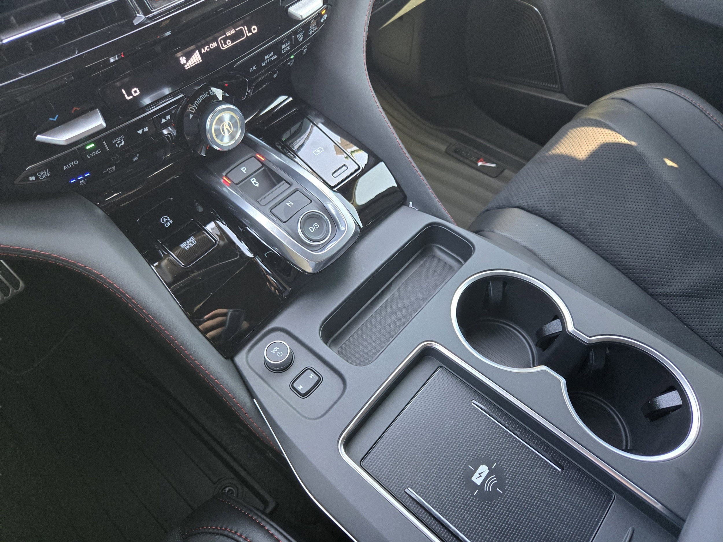 2026 Acura MDX A-Spec Package - Photo 11