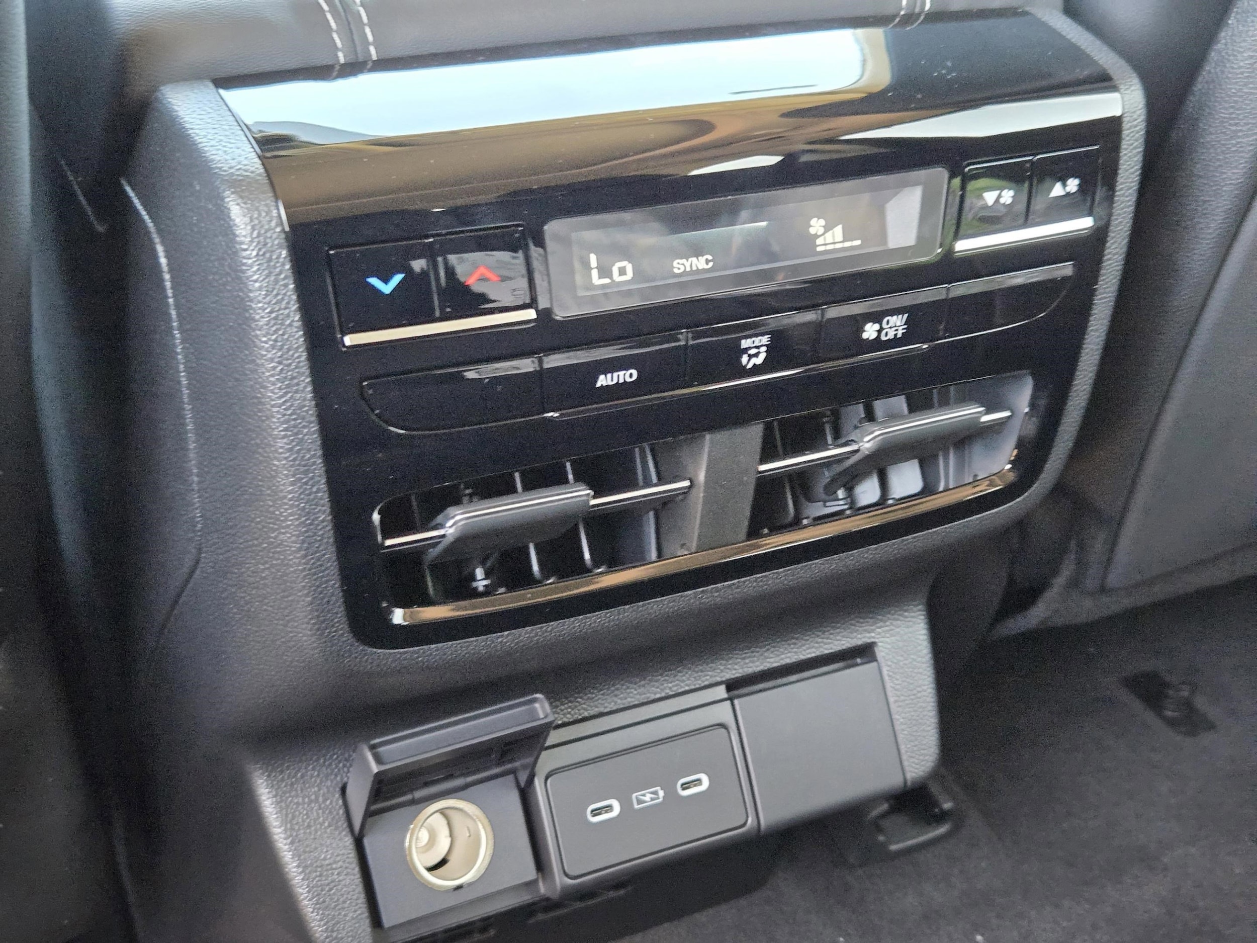 2026 Acura MDX Technology Package - Photo 16