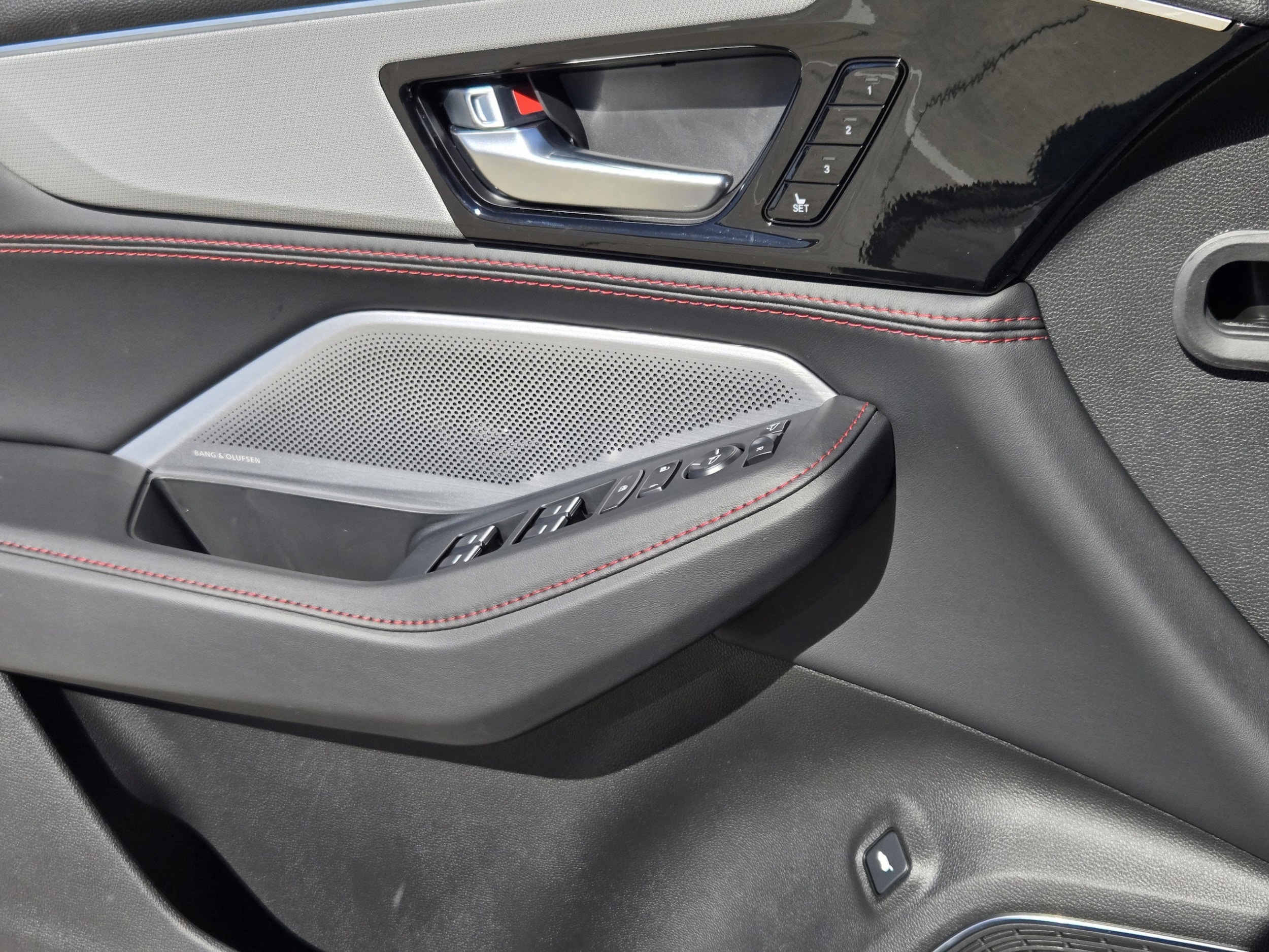 2026 Acura MDX A-Spec Package - Photo 12